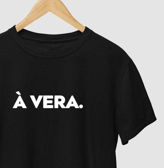 Camiseta À vera.